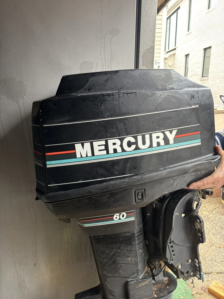 Mercury 60hp Outboard Motor 2 Stroke 3 Cylinders 20 Inch GOOD Condition 1993 Foto 4 de 4