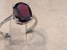 Genuine Oval-cut Garnet Gemstone Ring 925 Sterling Silver Size 9