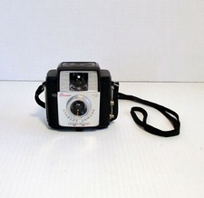 Vintage KODAK Brownie Starlet Camera with Dakon Lens