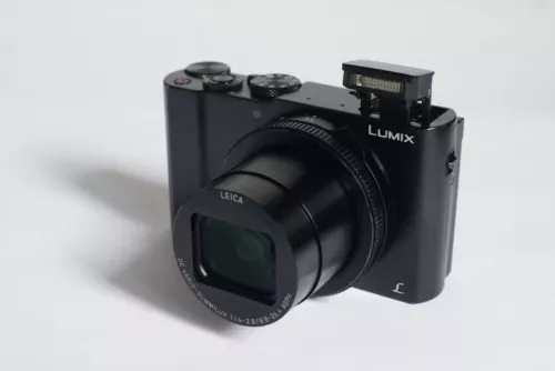 Panasonic DMC-LX10 (LX15) 20.1MP 4K Lumix Digital Camera - Picture 1 of 12