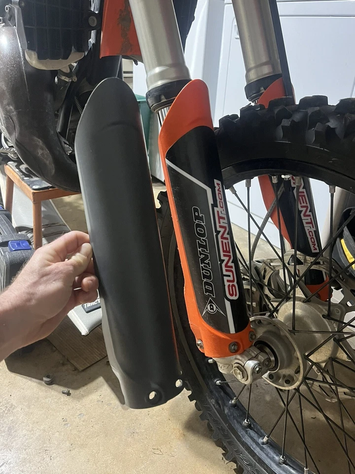 Cubiertas de horquilla inferiores Polisport KTM / Husqvarna / Gas Gas 125cc-450cc 2014-2023 Foto 2 de 4