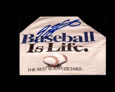 Ivan Rodriguez Cards, Rookie Cards and Autographed Memorabilia Guide 47