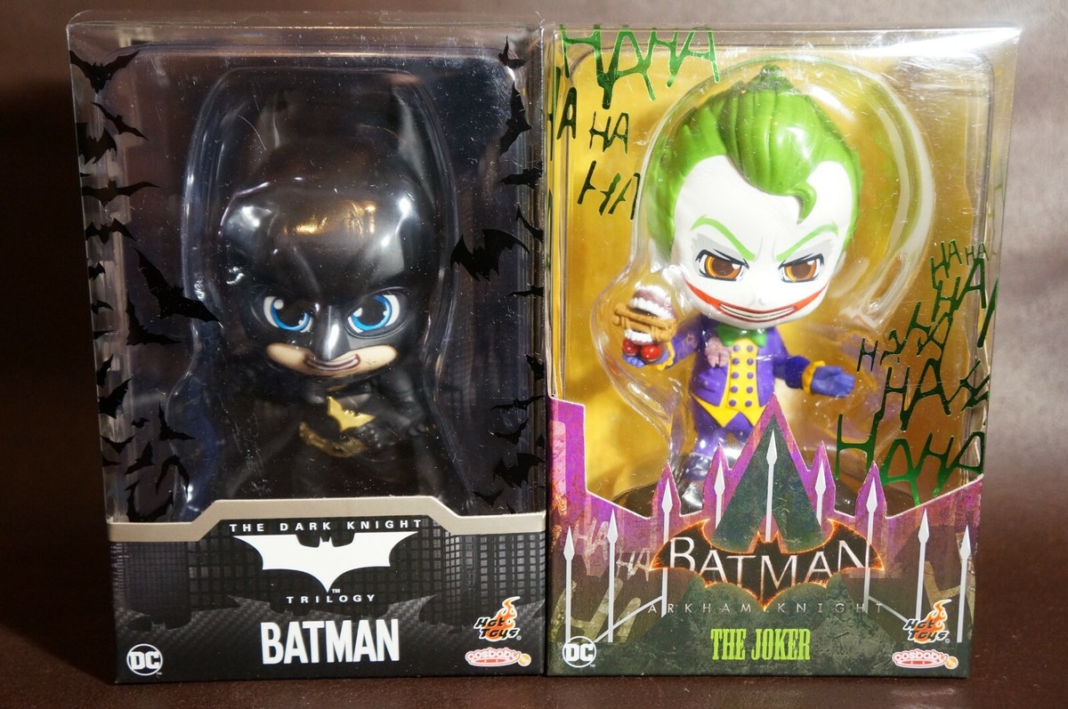 Hot Toys The Dark Knight Trilogy - Batman Cosbaby (S) Collectible