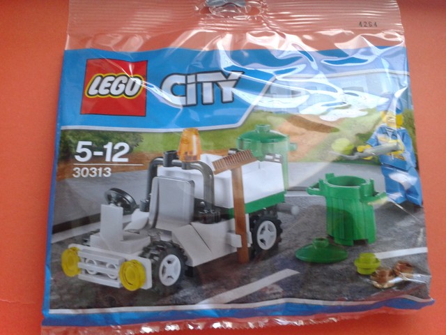 lego city 40303