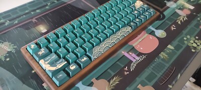 Custom Mechanical Keyboard - Echtholz mit Akko Green Pro V3 Switches