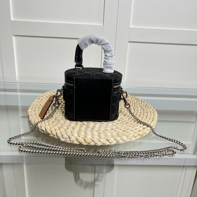未使用級 コーチ トレイルクロスボディ 12 シグネチャー 2way CT097 未使用級 コーチ トレイルクロスボディ 12 シグネチャー 2way CT097