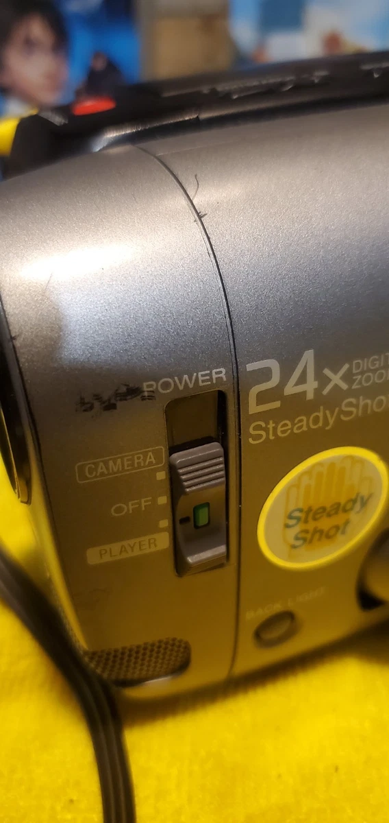 Cámara de video Sony 8 CCD-TRV21E