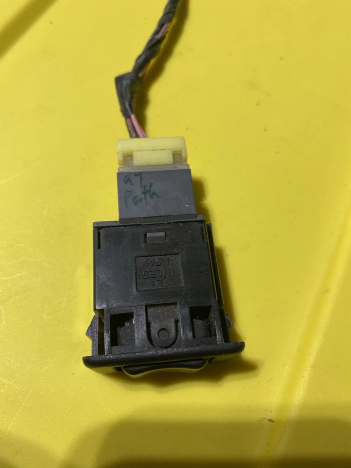 Interruptor de control de crucero Nissan Pathfinder Infiniti I30 1997-1999 OEM 96 97 98 2000 Foto 4 de 4