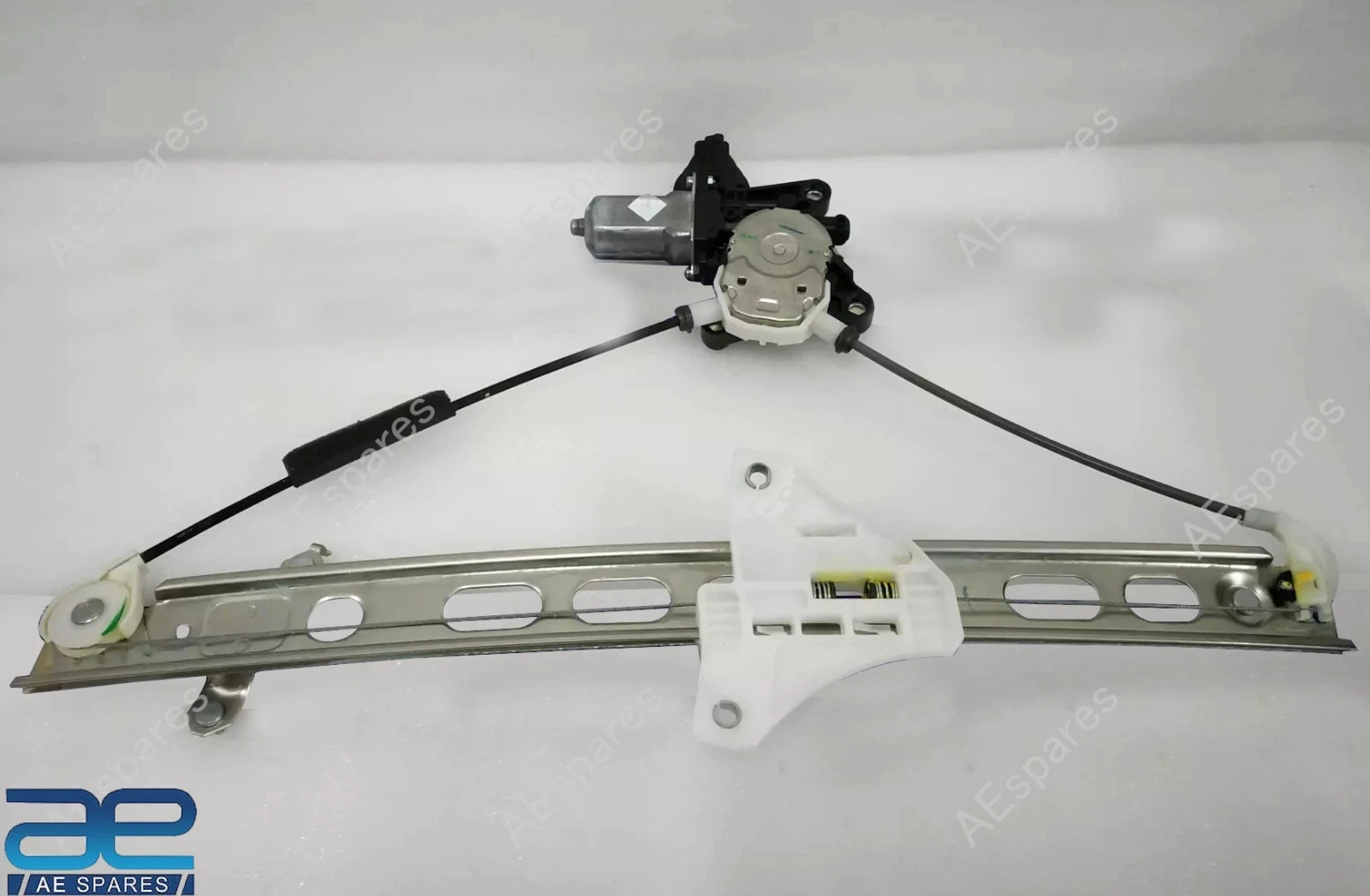 Front Door Window Regulator Assy RH For Suzuki Swift 2011-16 Swift Dzire 2012-16 view 2