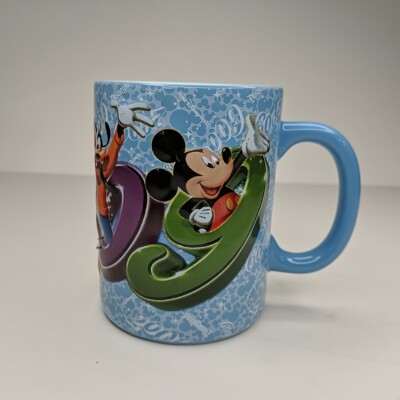 Disney Parks 2009 Mickey Minnie Goofy Pluto Nemo Buzz 3D 16oz Coffee Mug
