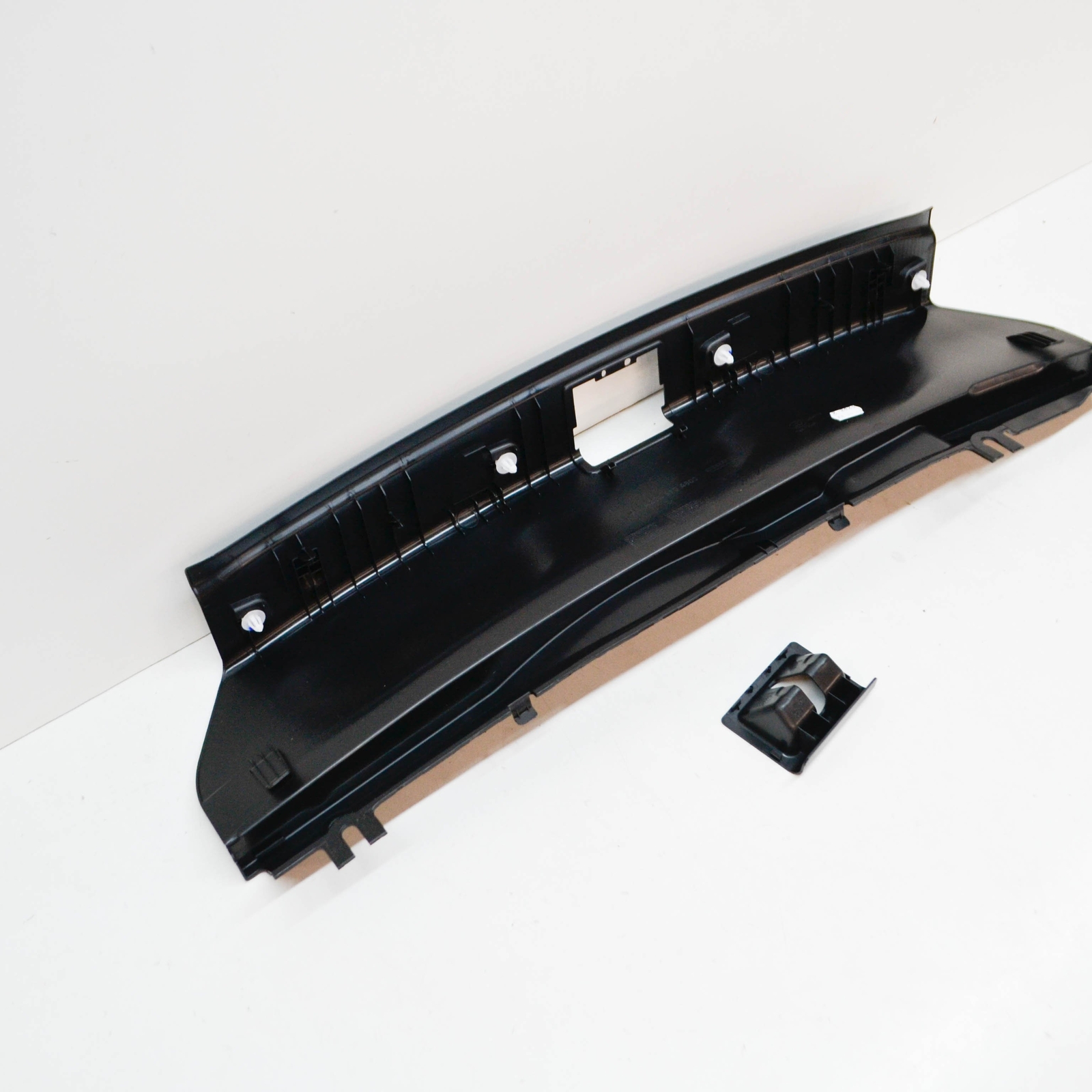 MERCEDES-BENZ C-CLASS Coupe C204 Trunk Edge Cover A20469008259051 