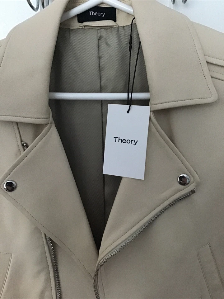 Nueva chaqueta de cuero Theory $995, beige, crema, cremallera plateada Foto 2 de 4