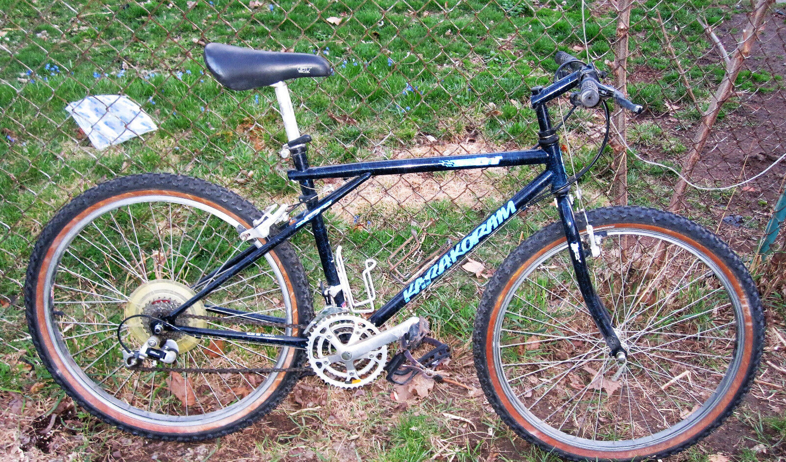 GT KARAKORAM 1990S MENS MOUNTAIN BIKE. PRICE DROP. rochester ny 14609 pickup