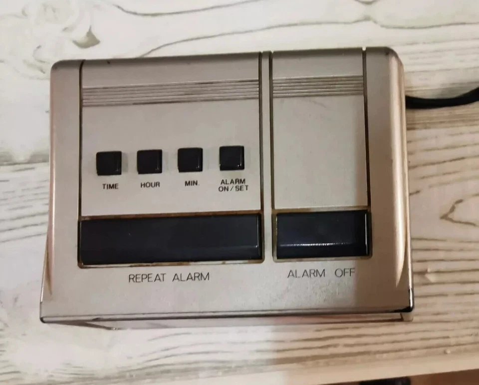 1970er King Alarm digitaler Wecker voll funktionsfähig LED - Bild 2 von 4
