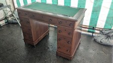 Antique Victorian pedestal desk on castors 9 drawers with wooden knobs S2210126A