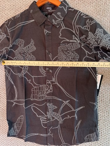 Volcom CAD Floral Mens Button Up Short Sleeve Woven Shirt Size Small Stealth NWT - Picture 2 of 6