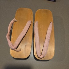 pair of vintage Japanese geta sandals thongs and wooden bases 1946