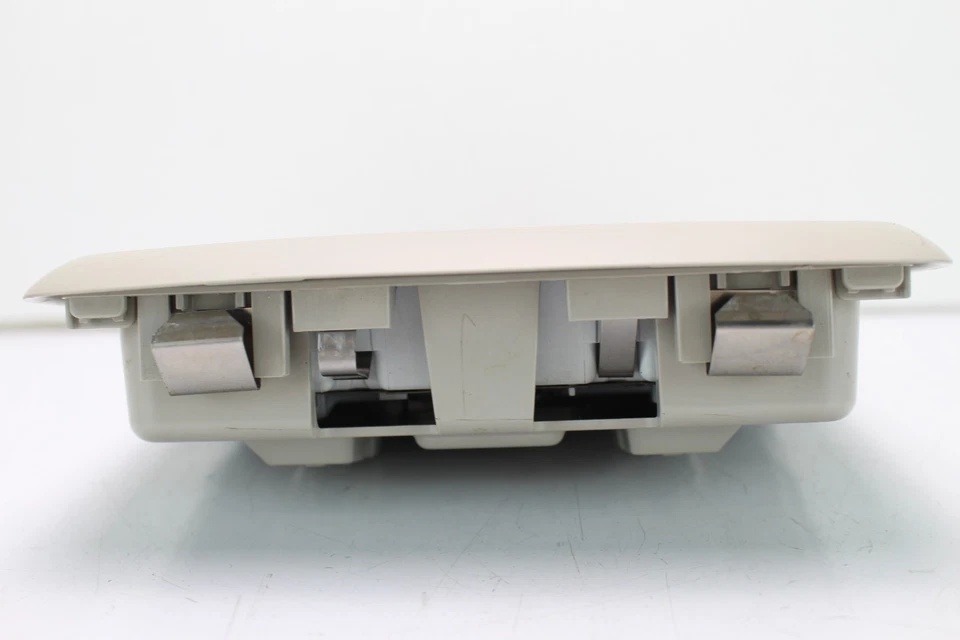 2017-2018 BUICK ENCORE FRONT CENTER OVERHEAD DOME MAP LIGHT LAMP OEM, 42514671 - Image 4 of 4