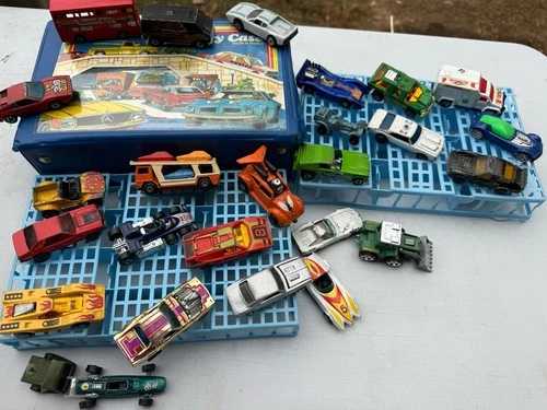 Hot wheels Matchbox Vintage lot with case porsche, firebird, mustang