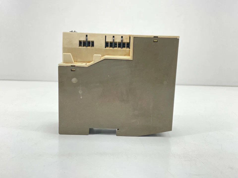 Siemens Simatic S5-100U PS-931 6ES5931-8MD11 PLC Power Supply - Image 2 of 4