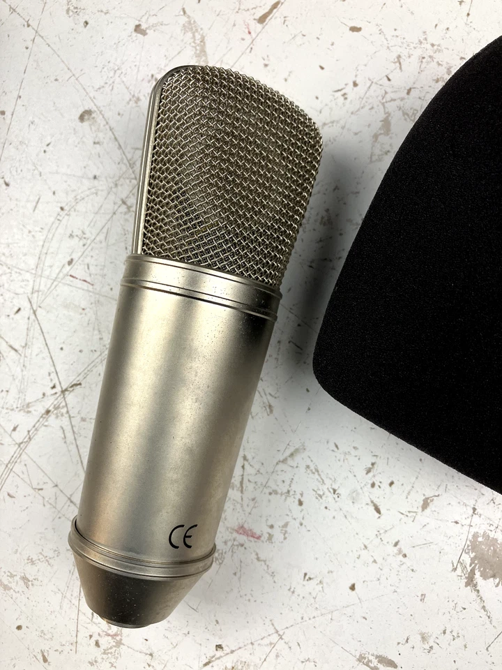 USED Behringer B-1 Condenser Microphone w. case - Image 4 of 4