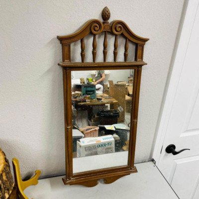 Vintage Wood Look Homco Mirror Wall Hanging Home Decor 1976 32.5  By 13.5  - HN