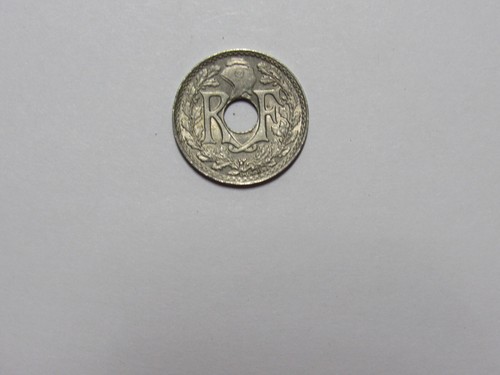 Old France Coin - 1918 5 Centimes - Circulated, bent - Picture 2 of 2