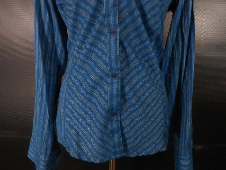 Hermosa blusa ajustada para mujer mediana The North Face azul a rayas manga larga Foto 3 de 4