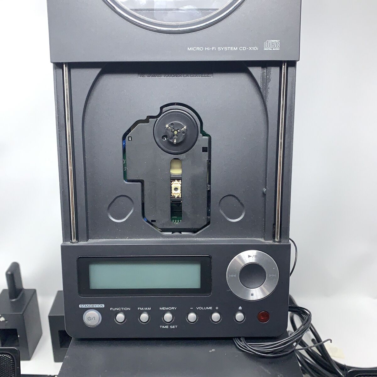 Teac CD-X10i Ultra-Thin Stereo System AM/FM CD AUX Input Teac CD-X10i Ultra-Thin Stereo System AM/FM CD AUX Input