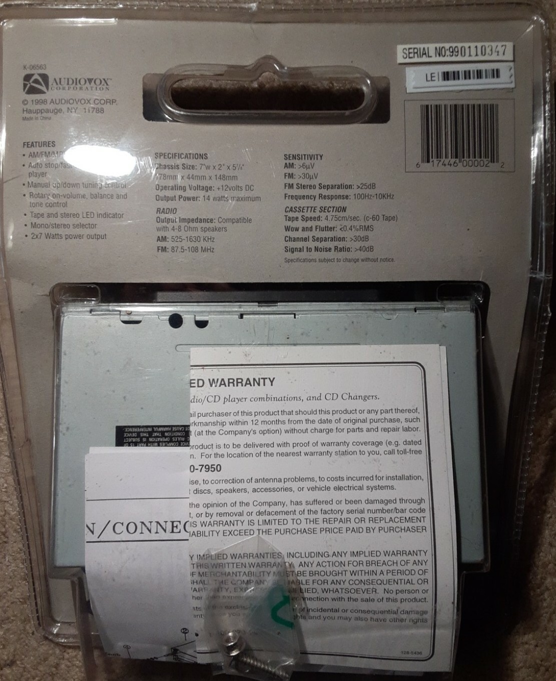 Car Cassette  deck Audiovox 1998 Car Cassette Player used read description