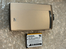 FUJIFILM FinePix Z1000EXR Gold Digital Camera 16.0MP 10x Optical Zoom From JAPAN