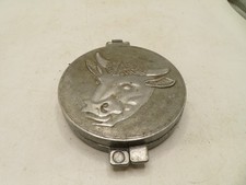 Vintage Aluminum 3.5” Hamburger Press Patty-Maker Meat Mold COW Bull Taiwan