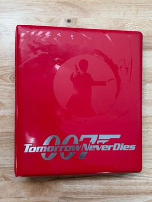 007 Red Binder 97 Tomorrow Never Dies w base set +  77 Moonraker base set