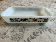 Vintage Anchor Hocking "Country Love" 2-quart utility Dish 