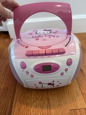 2006 Hello Kitty AM/FM Radio Cassette Recorder CD Player Boombox Model KT2028B