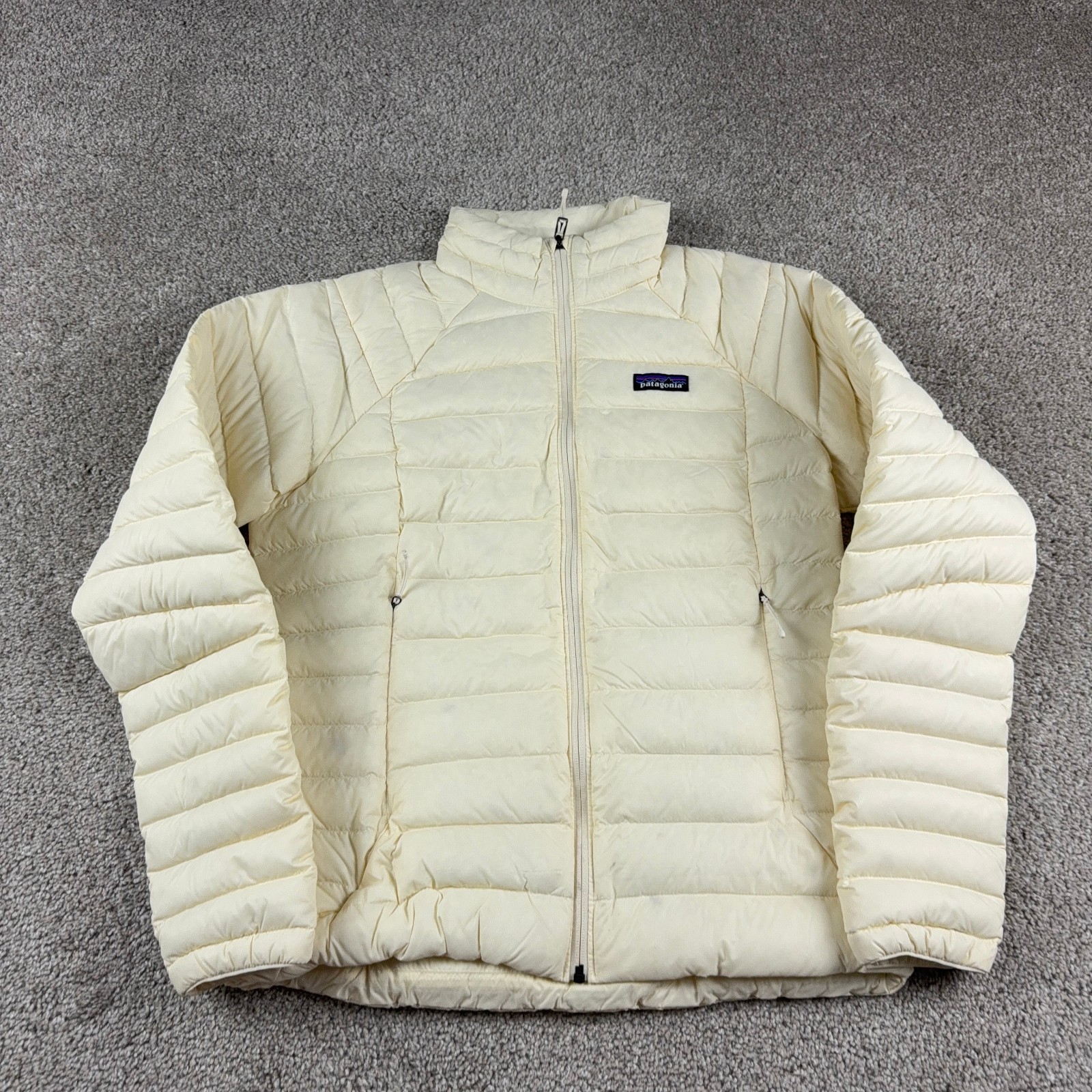 Patagonia Jacket Womens Medium Ivory Down Sweater Insulated Coat Hiking Ripstop