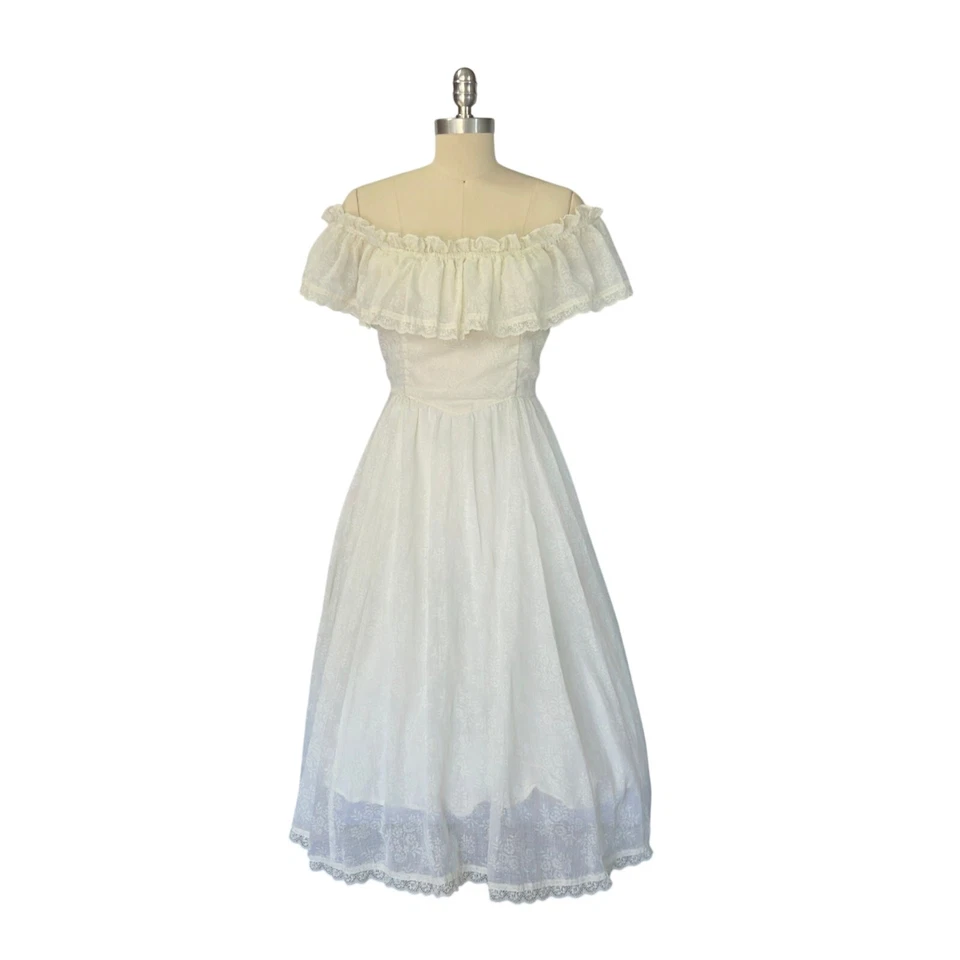 Белое миди-платье Gunne Sax размер 7 9 кремовое с оборками винтажное свадебное платье прерии 70-х - Изображение 2 из 4