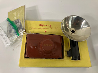 1955 Argus C 3 35mm Rangefinder Camera with Box/Manual & Flash
