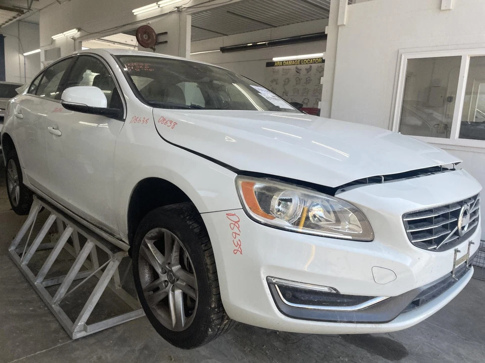 Used Front Left Seat Belt Front fits: 2014 Volvo S60 S60 Cross Country driver re Foto 4 de 4