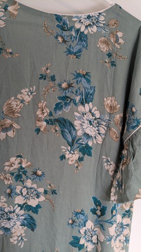 Leoni Dress Women's Sz L Green Floral Short Sleeves Above Knee Length Flowy - Picture 4 of 12