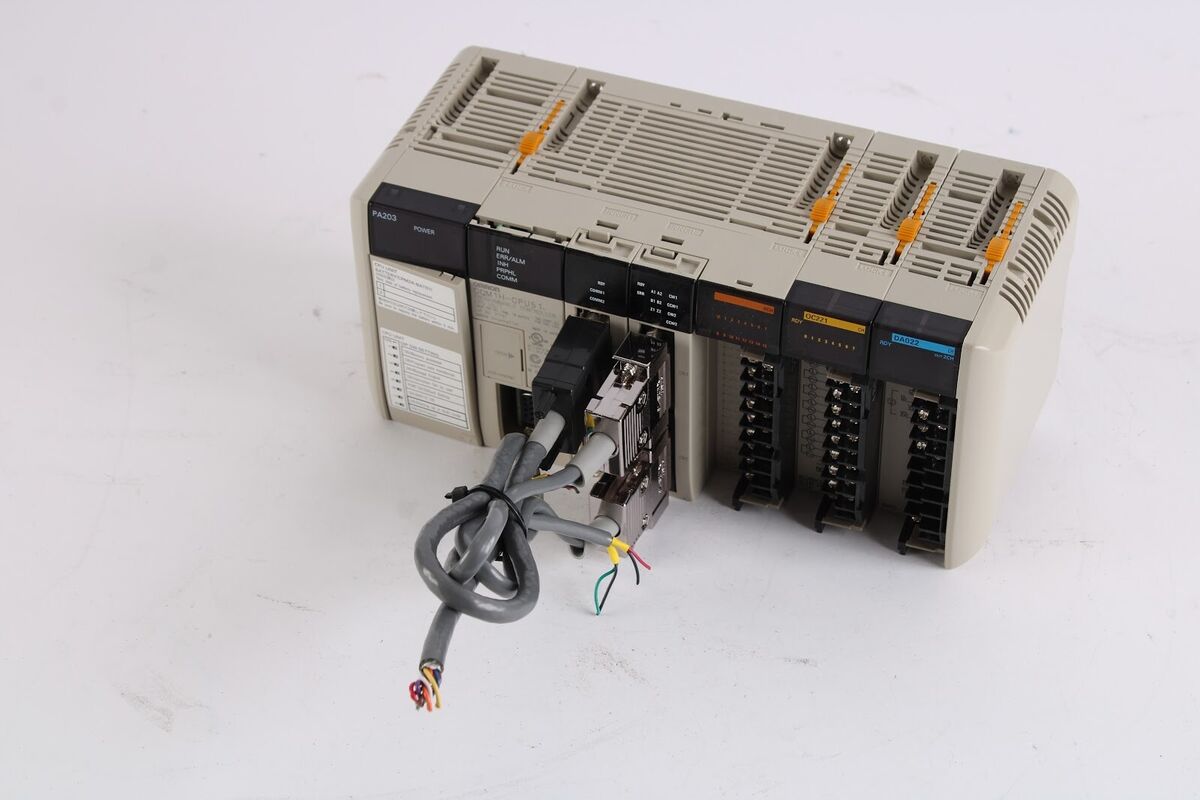 Omron CQM1H-CPU51 Program Controller W/ CQM1-PA203 CQM1 Omron CQM1H-CPU51 Program Controller W/ CQM1-PA203 CQM1