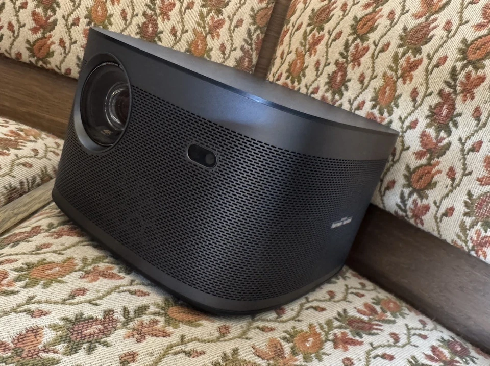 XGIMI Horizon Pro 4K Beamer - Bild 2 von 3