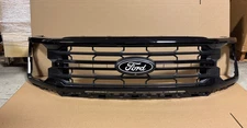 TAKE OFF OEM FORD F150 2024 2025 FRONT GRILLE BLACK STX XL XLT W/ EMBLEM