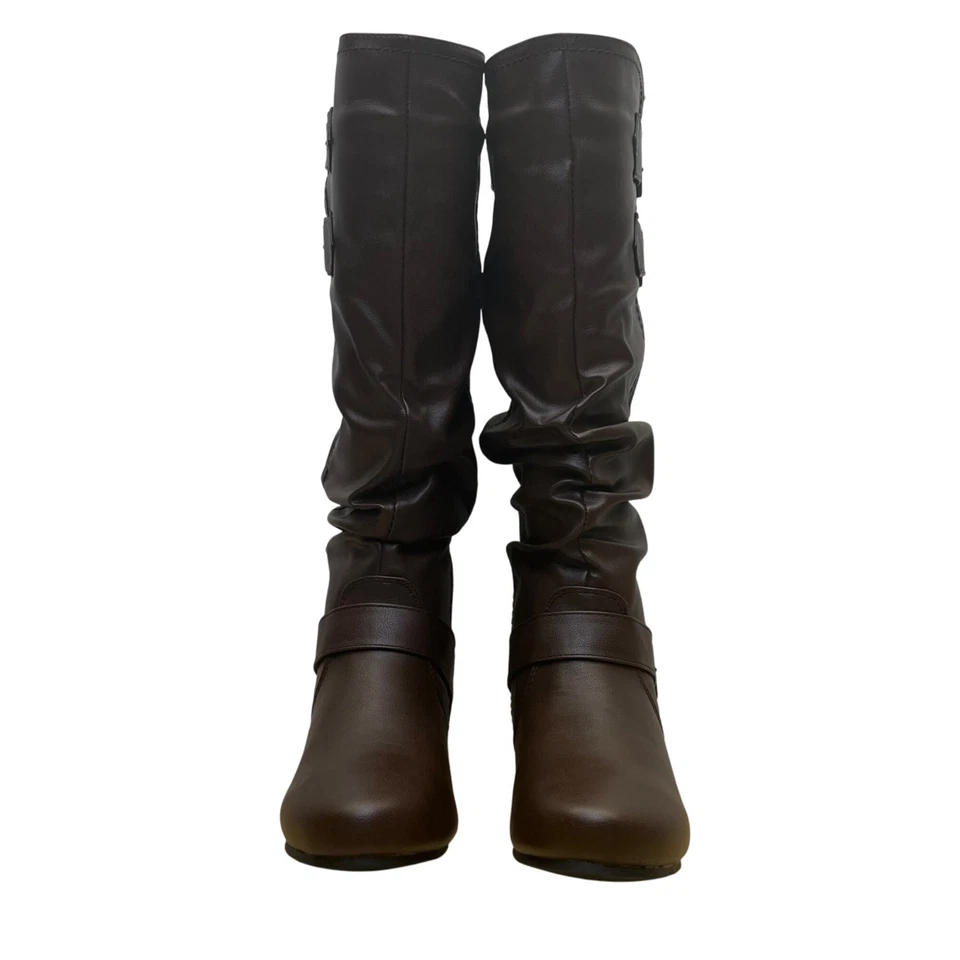 Journee Collection 女式棕色扣口及膝骑行靴 7 码 — 第 2/4 张图片