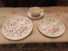 Homer Laughlin Duraprint Four Piece Floral Oval Platter and Gravy Boat Set