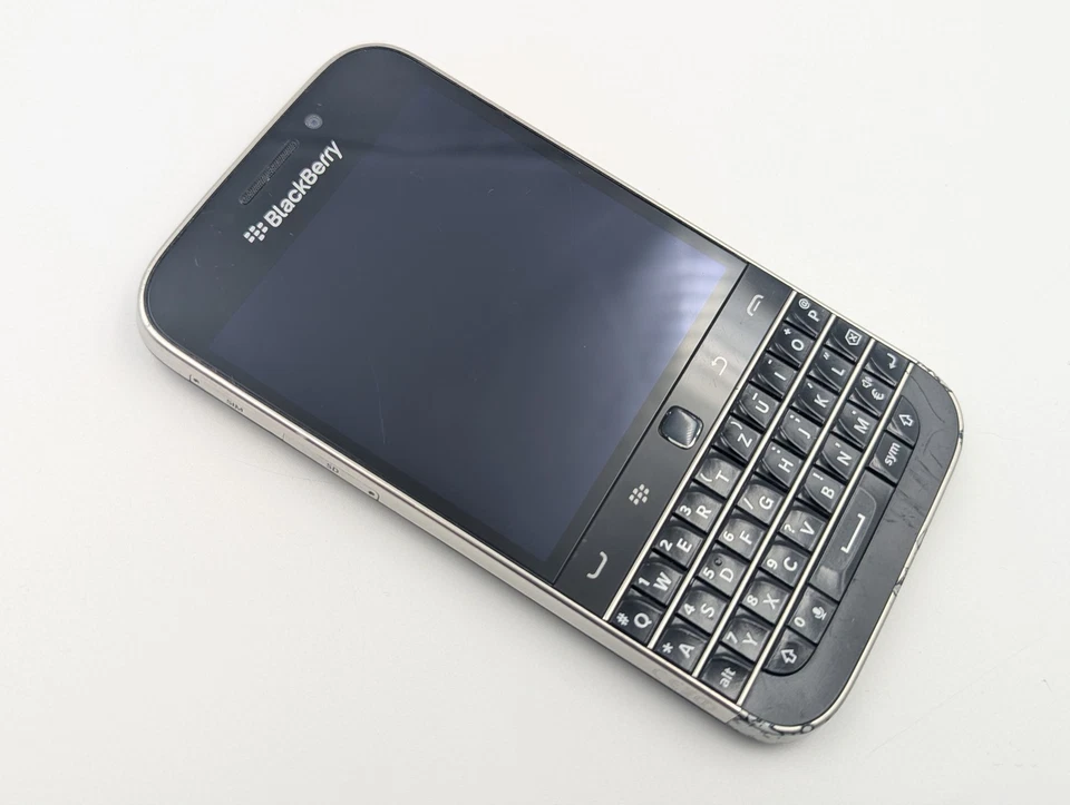 Blackberry Classic Q20 16GB Schwarz Android Smartphone mit Tasten SQC1001 ✅ - Bild 2 von 4