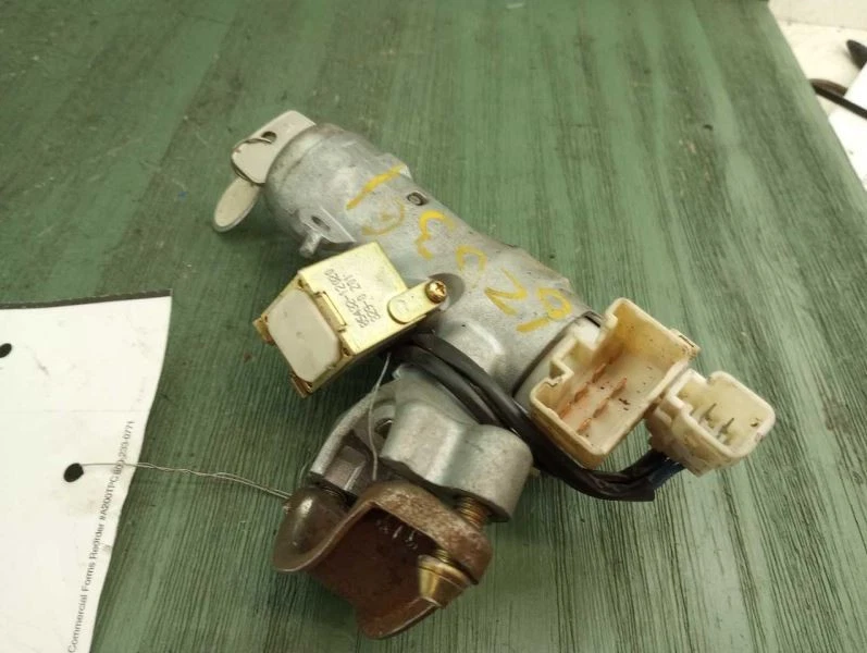 Conjunto de cilindro interruptor de encendido Toyota Corolla 1998 1999 2000 2001 2002 con llave Foto 3 de 4