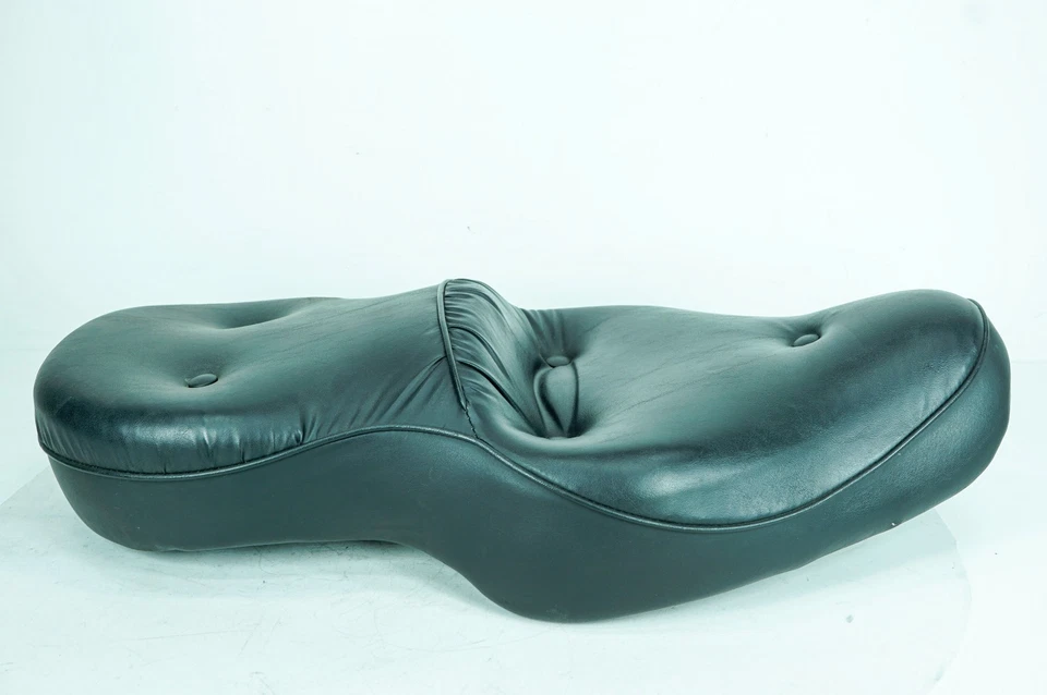 98 Harley Sportster Hugger XL883 Passenger Driver Rider Seat Saddle SCRATCH 1343 - Image 4 of 4