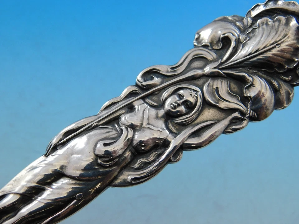 Cuchara para servir bayas de plata esterlina Raphael by Alvin monograma "D" en tazón 9" Foto 3 de 4