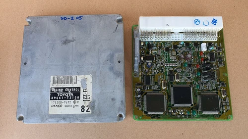 Toyota Spacio 2004-2005 89661-13100 1ZZ-FE Ecu oem jdm used - Picture 1 of 8